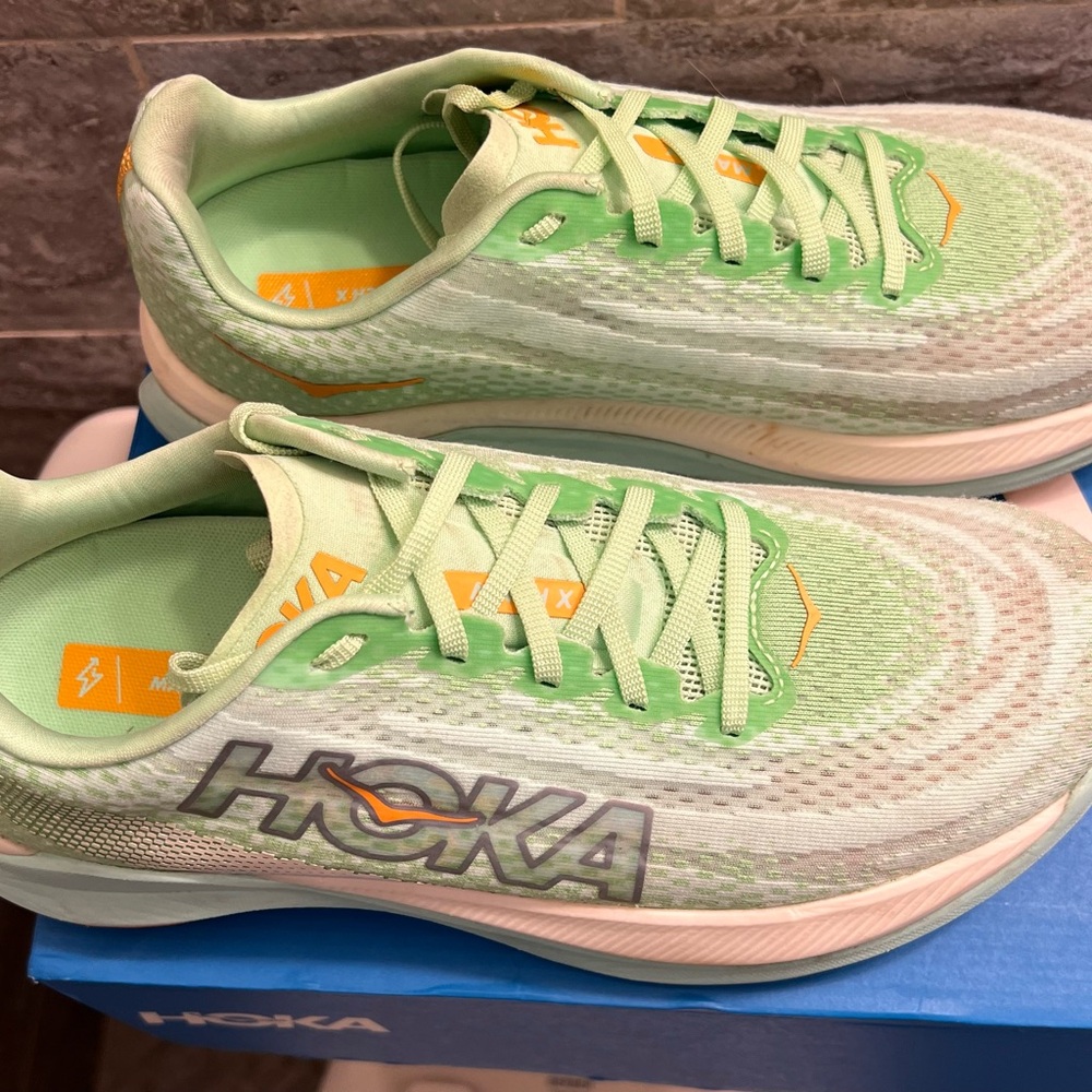 Hoka Women's MACH X
